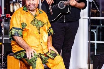 Paulo Flores